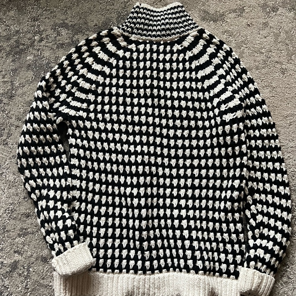 Loft Sweater - Picture 2 of 3